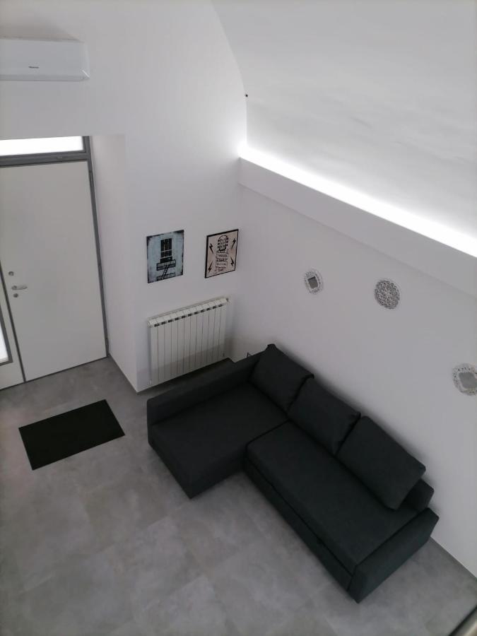 Darsena Apartments Мольфетта Экстерьер фото