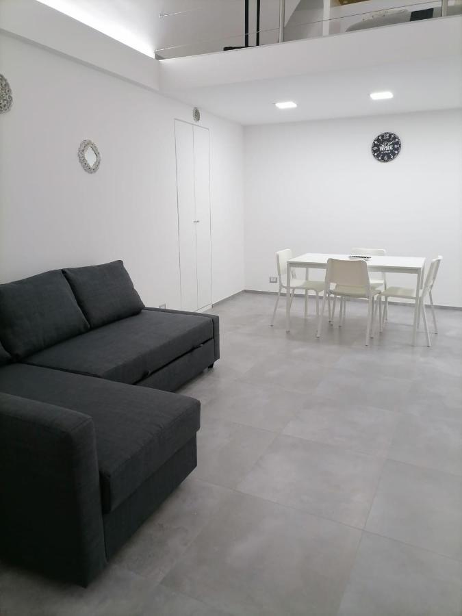 Darsena Apartments Мольфетта Экстерьер фото